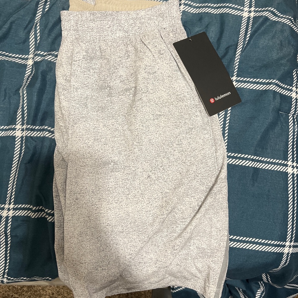 Lululemon Pace Breaker Short 9" Lined Mens